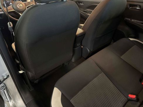 Used 2020 Nissan Versa SV w/ Trunk Package image 14