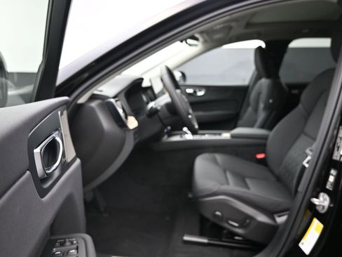 New 2026 Volvo XC60 B5 Plus w/ Climate Package AWD/4WD image 11