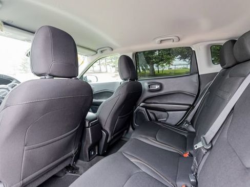 Used 2018 Jeep Compass Sport w/ Mopar Graphics Package FWD image 14