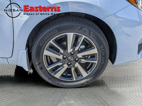 New 2025 Nissan Versa SV w/ Trunk Package image 24