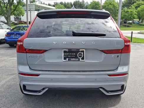 Certified 2024 Volvo XC60 B5 Plus w/ Climate Package AWD/4WD image 5