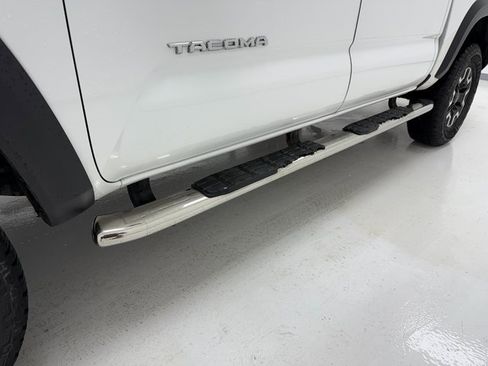 Used 2019 Toyota Tacoma TRD Off-Road image 7