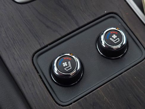 Used 2024 Nissan Murano Platinum w/ Cargo Package image 19