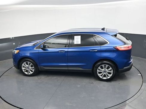 Used 2022 Ford Edge Titanium w/ Equipment Group 301A image 21