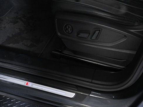 Used 2023 Audi Q5 2.0T Premium Plus w/ Premium Plus Package image 21