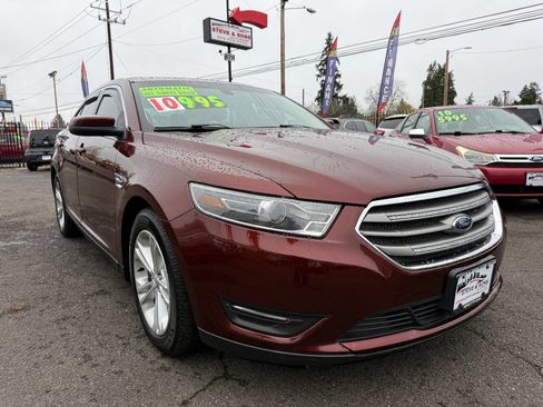 Used 2015 Ford Taurus SEL w/ Equipment Group 201A image 3
