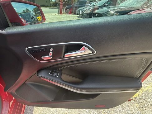 Used 2019 Mercedes-Benz CLA 250 image 14