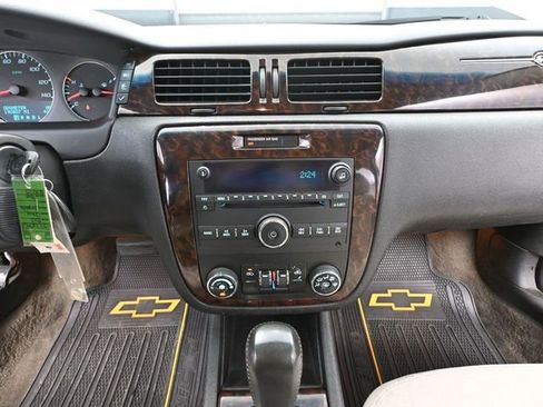 Used 2012 Chevrolet Impala LT image 28