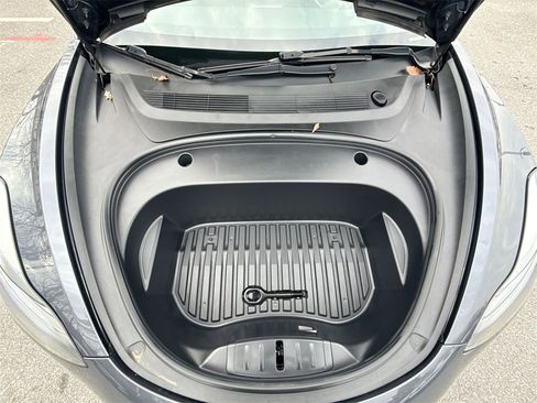 Used 2022 Tesla Model 3 Performance image 18
