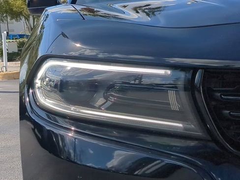 Used 2022 Dodge Charger SXT w/ Blacktop Package image 11