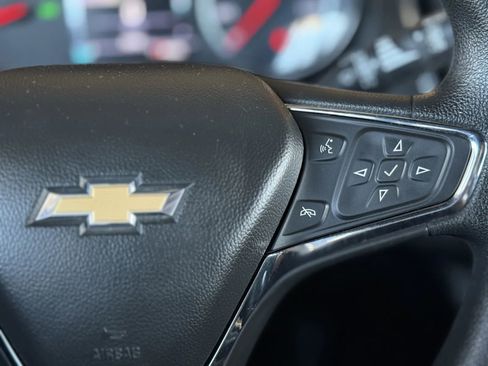 Used 2017 Chevrolet Cruze LT w/ Sun And Sound Package image 22