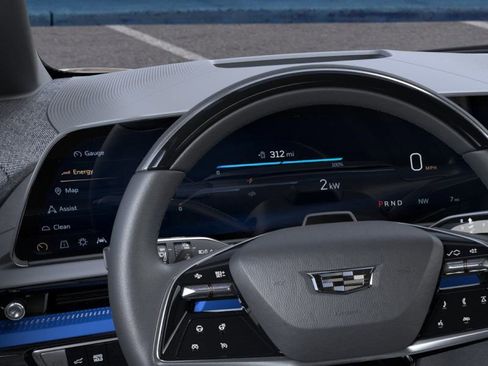 New 2026 Cadillac Optiq Luxury 2 image 18