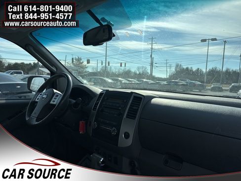 Used 2011 Nissan Frontier SV w/ SV Premium Utility Pkg image 37