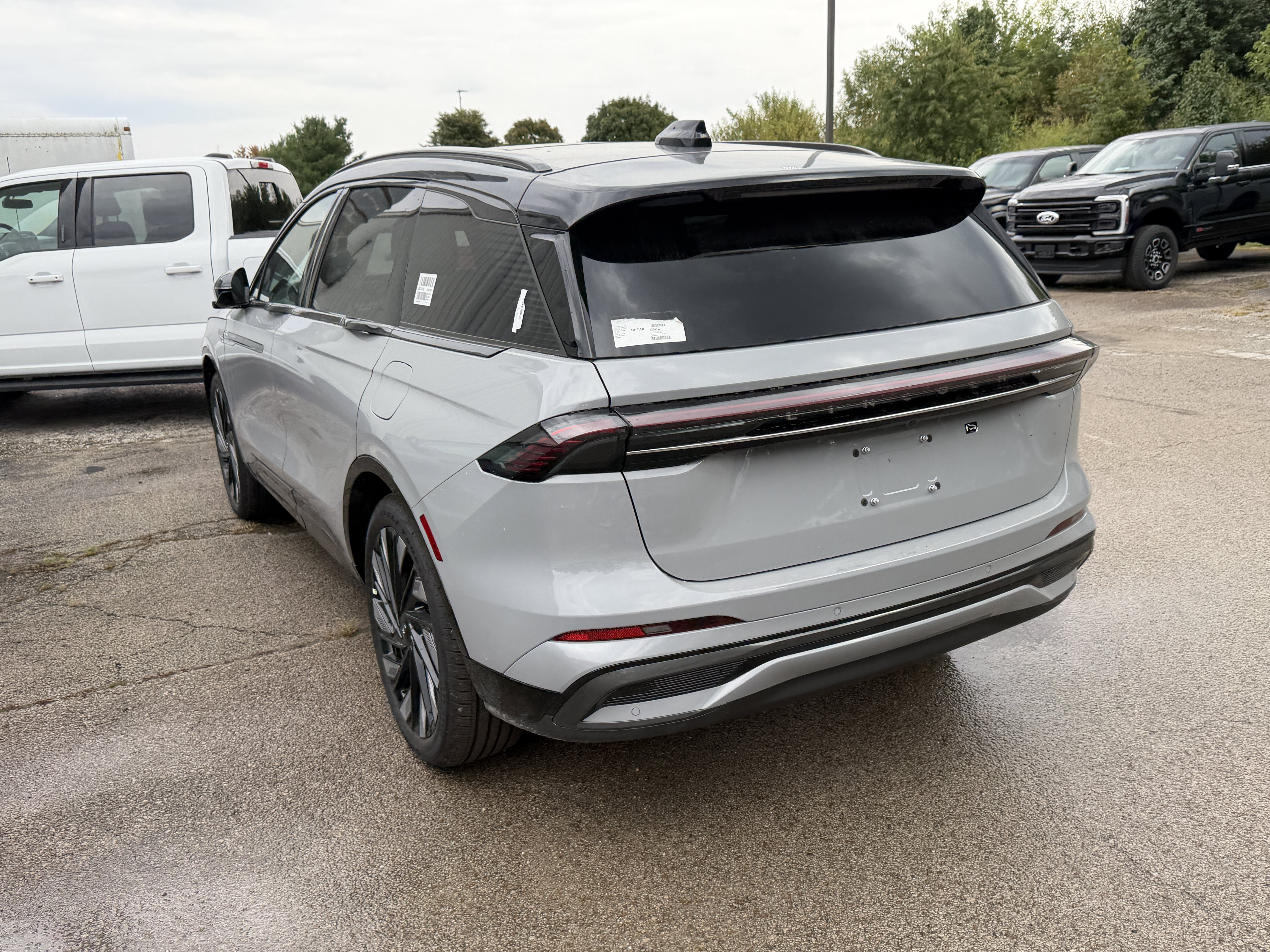 New 2026 Lincoln Nautilus Reserve w/ Jet Appearance Package AWD/4WD image 10