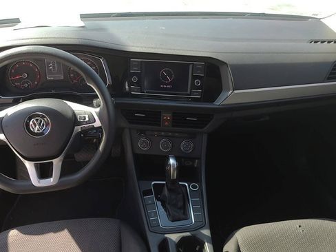 Used 2019 Volkswagen Jetta S FWD image 4