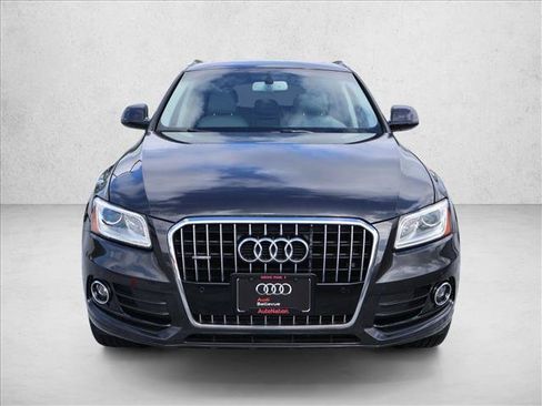Used 2017 Audi Q5 2.0T Premium Plus w/ Technology Package AWD/4WD image 2
