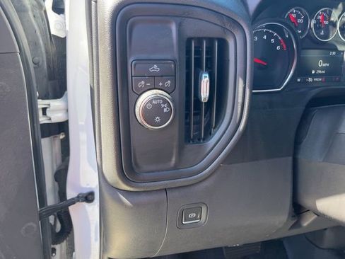 Used 2021 Chevrolet Silverado 1500 Custom w/ Safety Confidence Package image 15