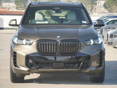 New 2026 BMW X5 xDrive40i w/ M Sport Package image 2