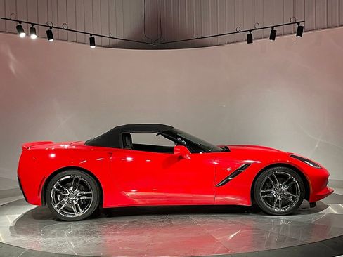 Used 2015 Chevrolet Corvette Stingray Convertible w/ 2LT Preferred Equipment Group RWD image 76