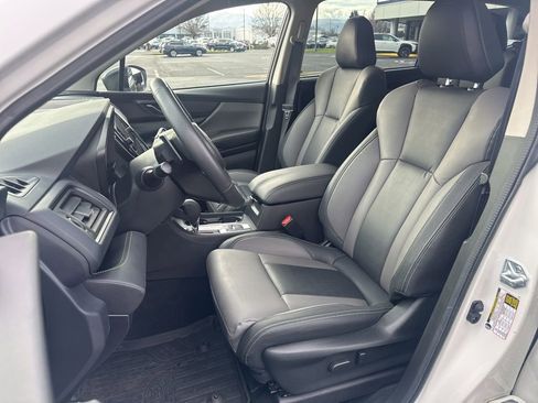 Used 2024 Subaru Ascent Onyx Edition image 10