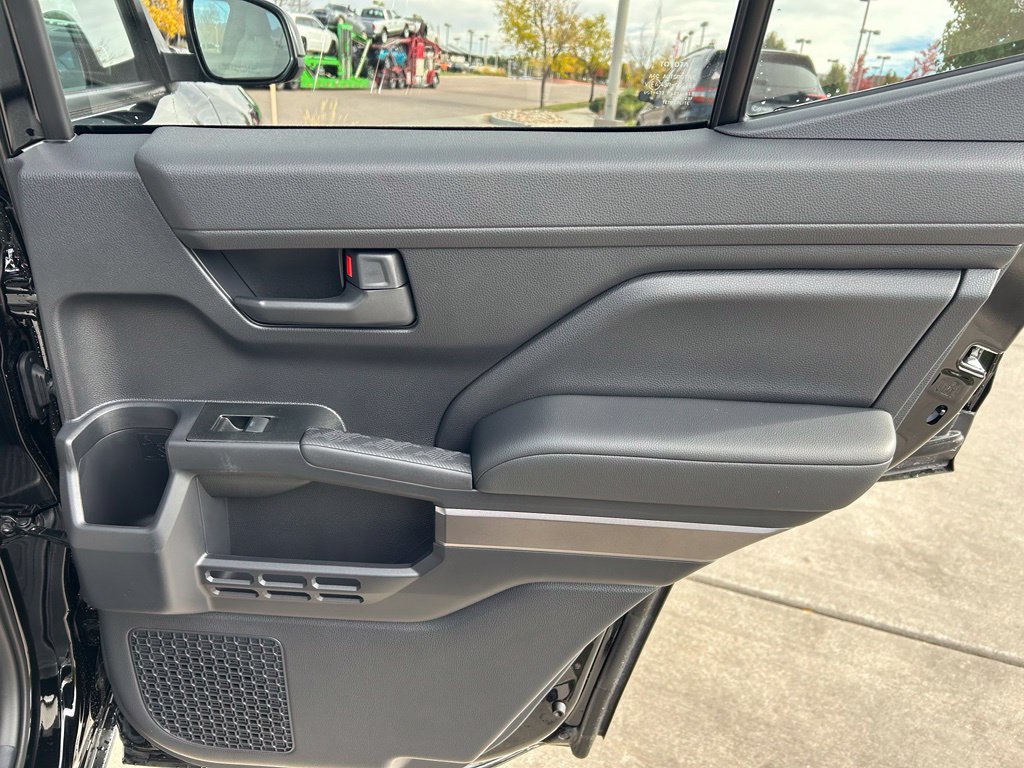 Used 2026 Toyota 4Runner SR5 AWD/4WD image 26