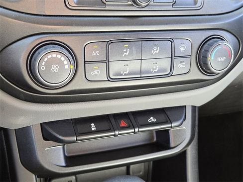 Used 2022 Chevrolet Colorado W/T w/ Custom Special Edition image 21