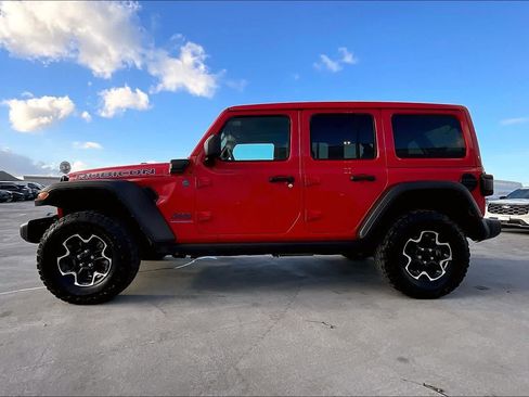 Used 2023 Jeep Wrangler Unlimited Rubicon 4xe AWD/4WD image 3