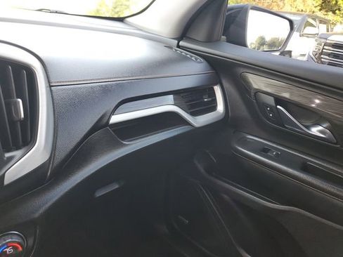 Used 2019 GMC Terrain SLT w/ Preferred Package image 25