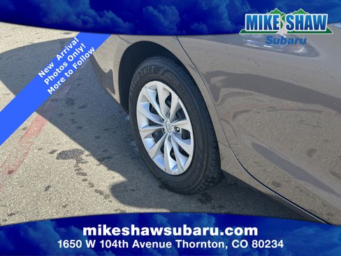 Used 2015 Toyota Camry LE image 11