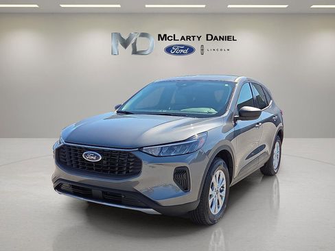 New 2026 Ford Escape Active w/ Cold Weather Package AWD/4WD image 2