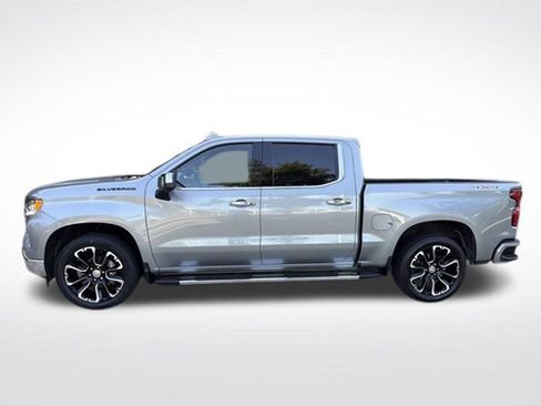 Used 2024 Chevrolet Silverado 1500 LTZ w/ LTZ Convenience Package II AWD/4WD image 3