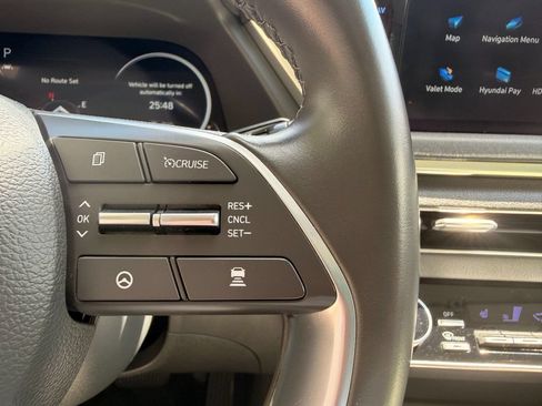 Used 2023 Hyundai Sonata SEL w/ Convenience Package FWD image 19