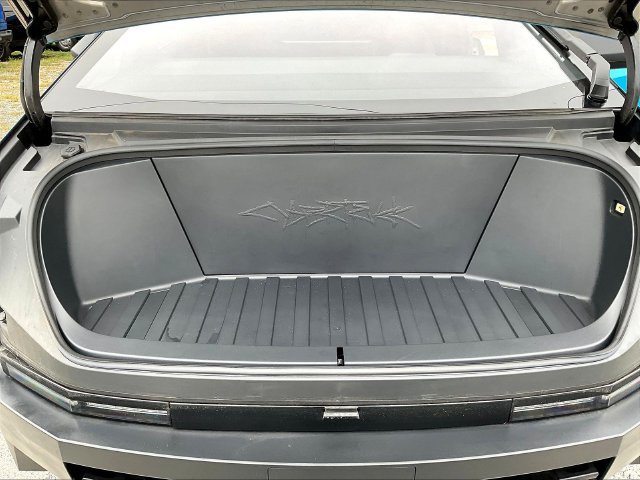 Used 2024 Tesla Cybertruck AWD Crew Cab image 30
