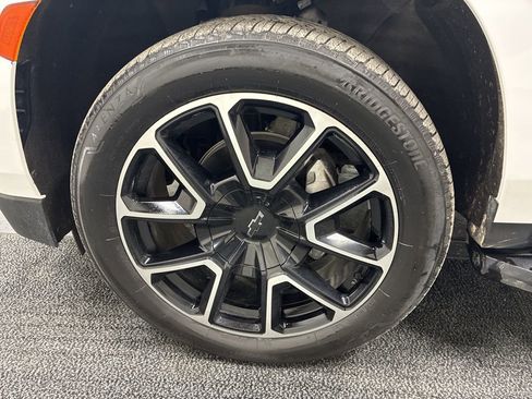 Used 2024 Chevrolet Tahoe RST w/ Luxury Package image 10