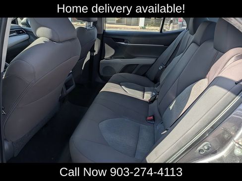 Used 2019 Toyota Camry LE FWD image 27