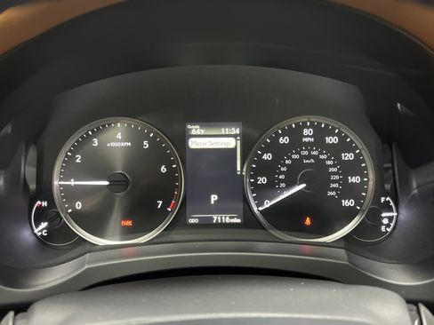 Used 2025 Lexus IS 350 F Sport image 21