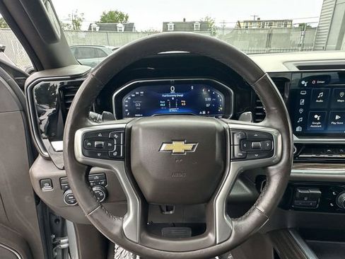 Used 2023 Chevrolet Silverado 1500 LT w/ Protection Package AWD/4WD image 11