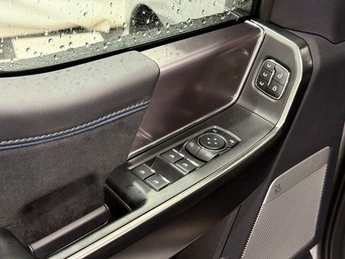 New 2025 Ford F150 Platinum w/ FX4 Off-Road Package image 15