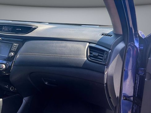 Used 2019 Nissan Rogue SL w/ Premium Package FWD image 26