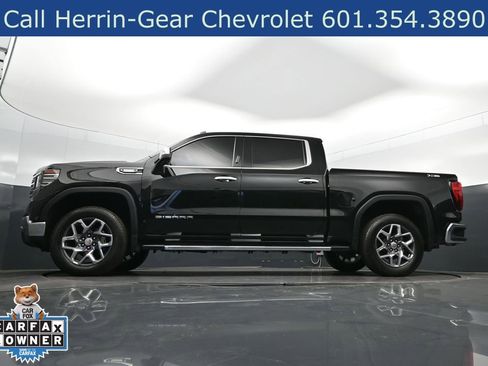 Used 2023 GMC Sierra 1500 SLT w/ SLT Premium Package image 43