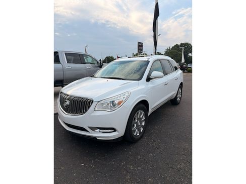 Used 2017 Buick Enclave Leather FWD image 2