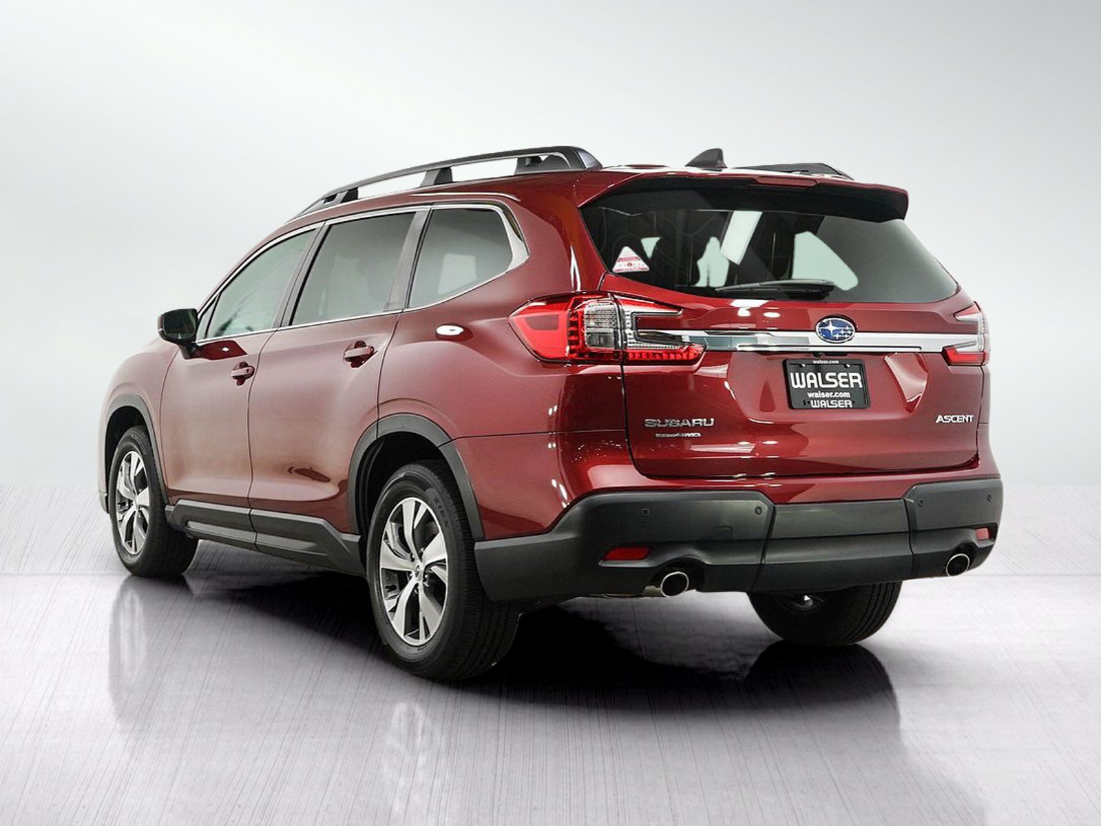 Used 2024 Subaru Ascent Premium w/ Convenience Package AWD/4WD image 3