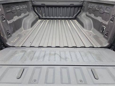 Certified 2024 GMC Canyon Elevation w/ Elevation Premium Package image 15