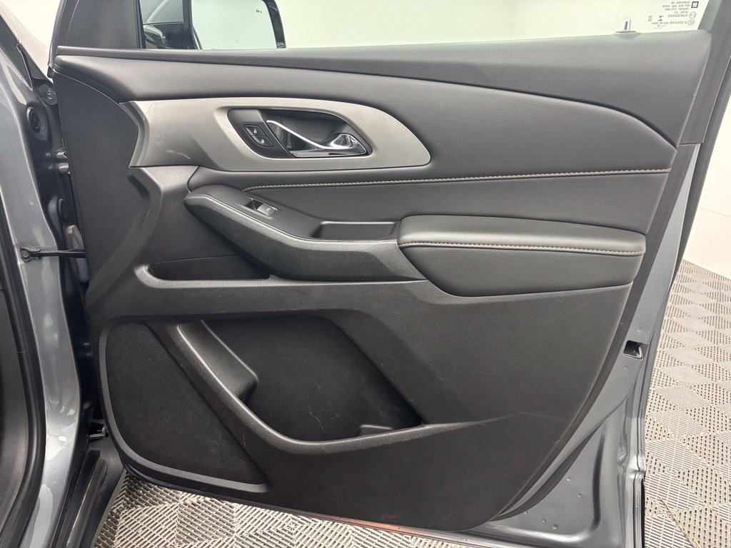 Used 2019 Chevrolet Traverse LT FWD image 30