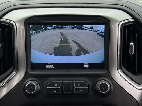 Used 2021 Chevrolet Silverado 1500 RST AWD/4WD image 15