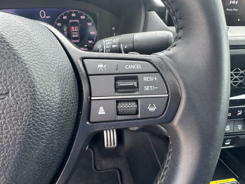 Used 2025 Honda Accord Sport image 13