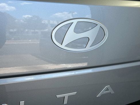 New 2027 Hyundai Santa Fe SEL FWD image 21
