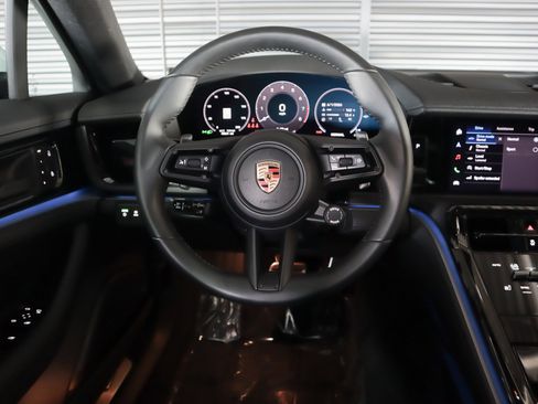 Used 2025 Porsche Panamera 4 AWD/4WD image 13
