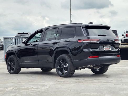 New 2026 Jeep Grand Cherokee L Limited w/ Limited Altitude Package image 2