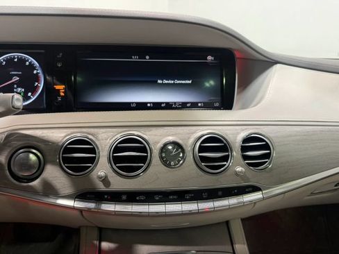 Used 2015 Mercedes-Benz S 550 Sedan w/ Premium 1 Package image 23